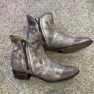 Seychelles Metallic Ankle Boots with Zipper